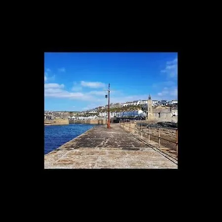 Apartment Small Self Contained Porthleven
